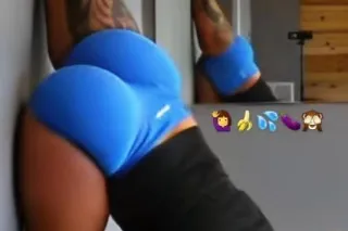 ➡ IF U WANNA SEE ME ➡ MESSAGE ME ON MY 💦𝙊𝙉𝙇𝙔𝙁𝘼𝙉𝙎💦 AND I WILL MESSAGE YOU BACK ⬇ 𝙄𝙉𝙎𝙏𝘼𝙉𝙏𝙇𝙔 PRESS DOWN ON MY ONLYFANS LINK BELOW AND PRESS OPEN 👇 https://onlyfans.com/wettitaliansophia - Image 5